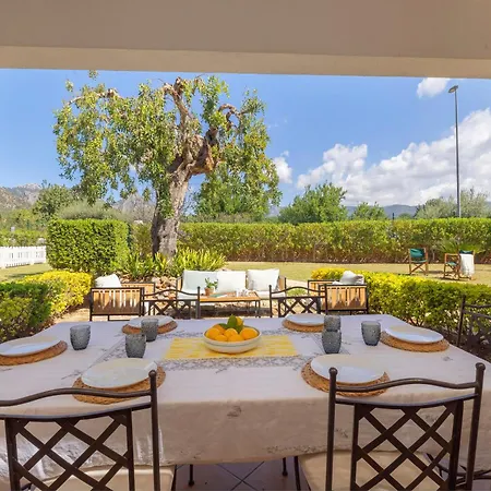 Ideal House For Two Families With Pool And Barbecue *